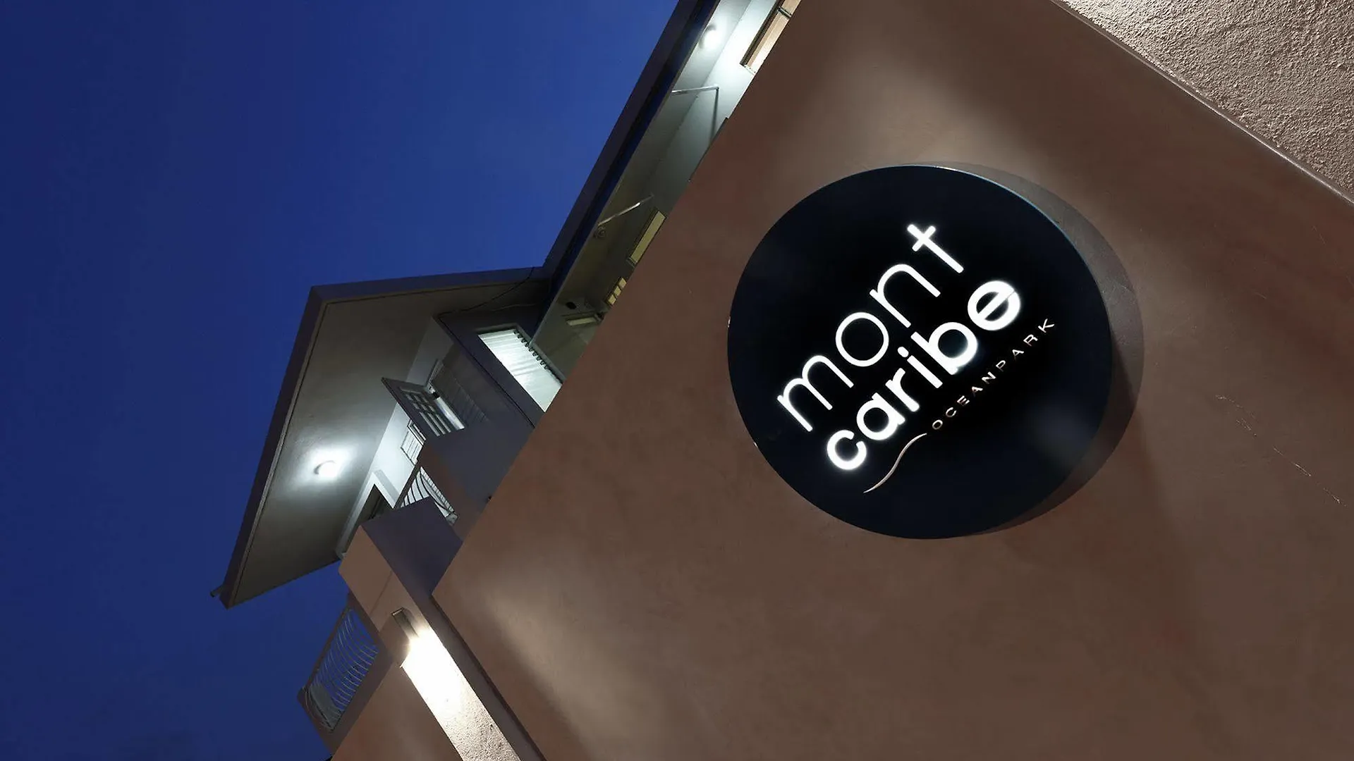 Montcaribe Guesthouse Loiza Hotel San Juan
