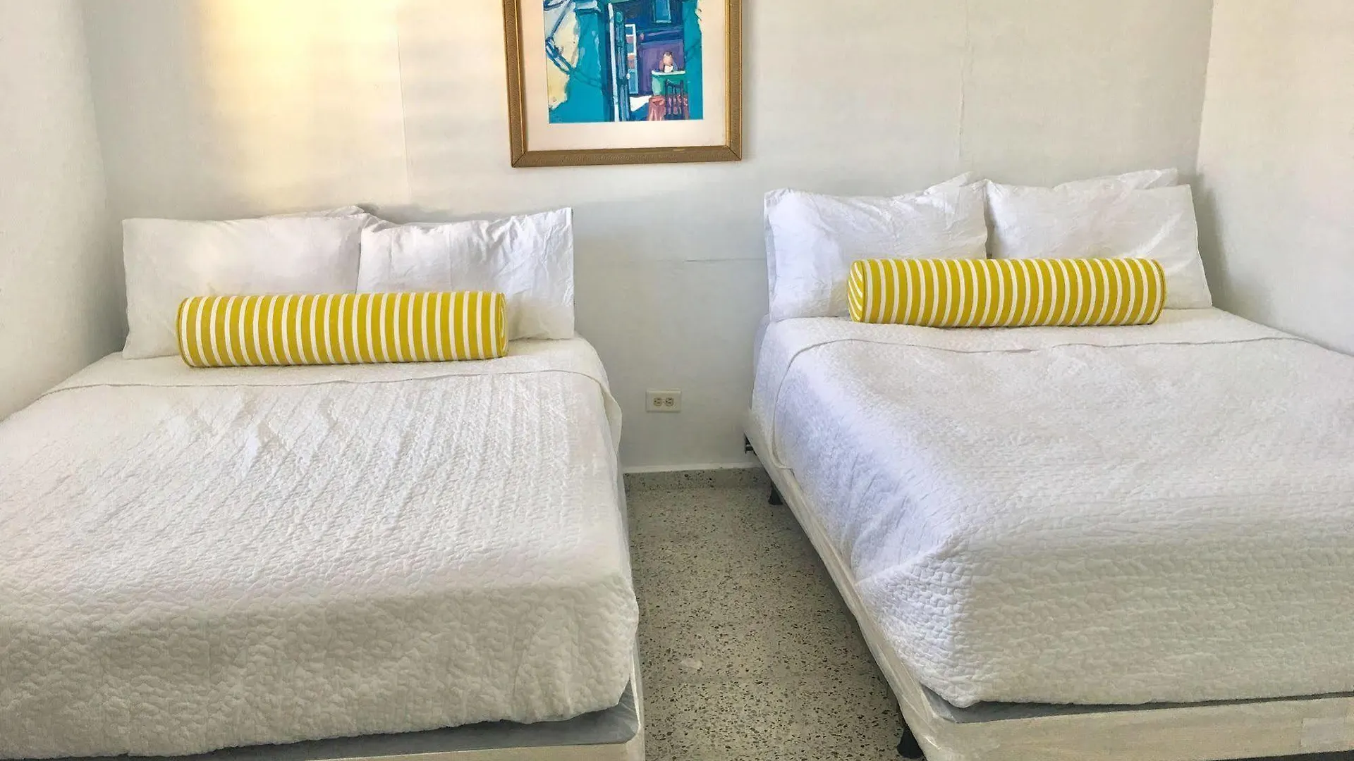 Montcaribe Guesthouse Loiza San Juan